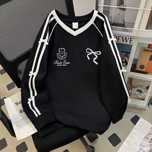 设计感显瘦宽松300斤外套上衣服 新款 胖mm大码 蝴蝶结V领卫衣女秋季