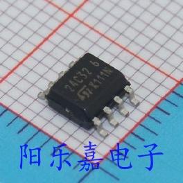进口存储器 24C32W6 M24C32-WMN6TP AT24C32 贴片SOP-8 质量保证