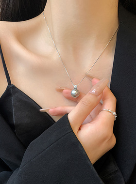 法式经典麻灰澳白大珍珠精致高级感轻奢吊坠项链