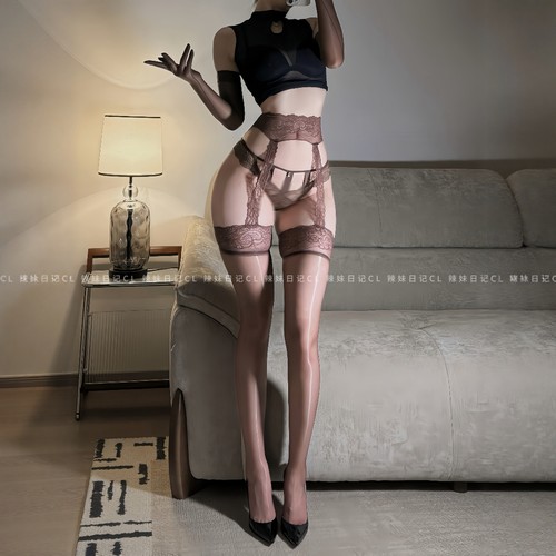 辣妹日记CL「露华」性感蕾丝花边一体长筒袜巧克力色油亮吊带袜女