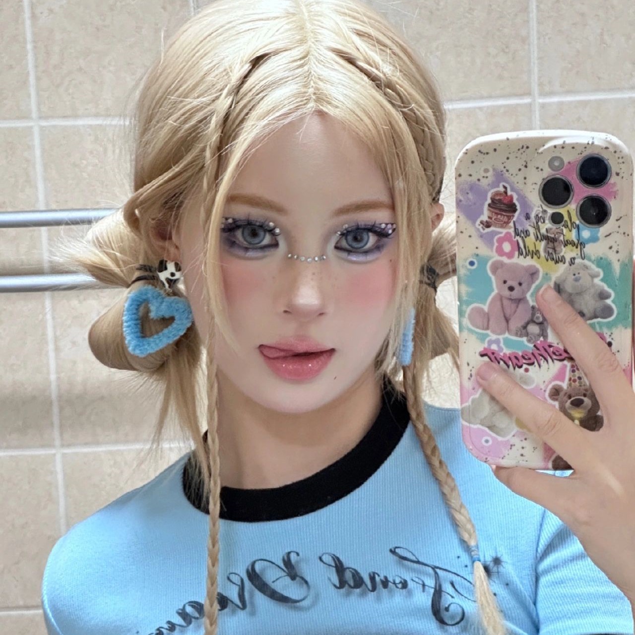 女蓝色大爱心奶牛耳夹显白显脸瘦