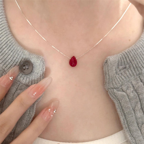 红色水滴吊坠项链轻奢小众高级感