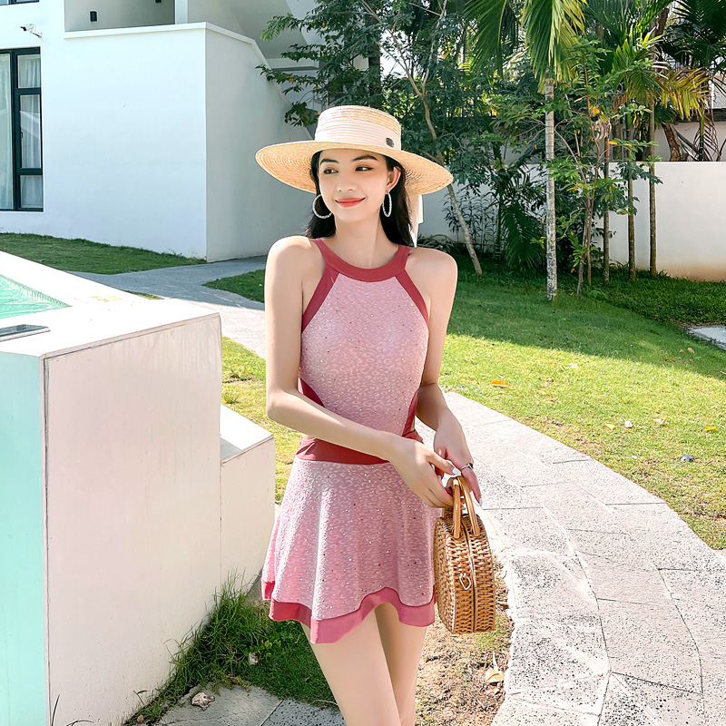 游泳衣女夏季连体裙式显瘦遮肚保守遮肉2025新款高级感网红风泳装