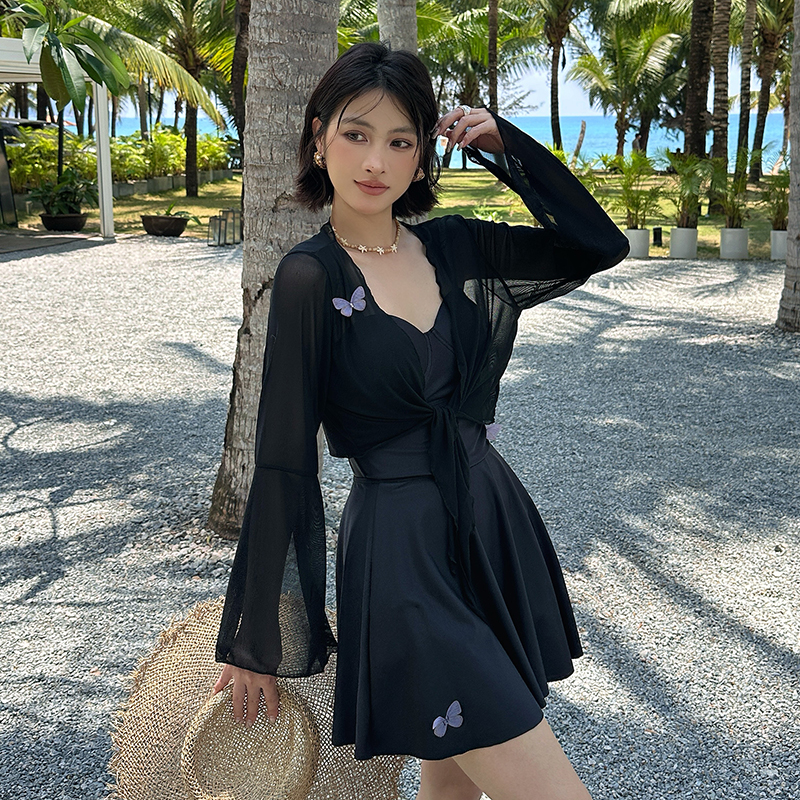 泳衣女款纯色分体三件套性感聚拢钢托大码微胖遮肉高级感绝美泳装