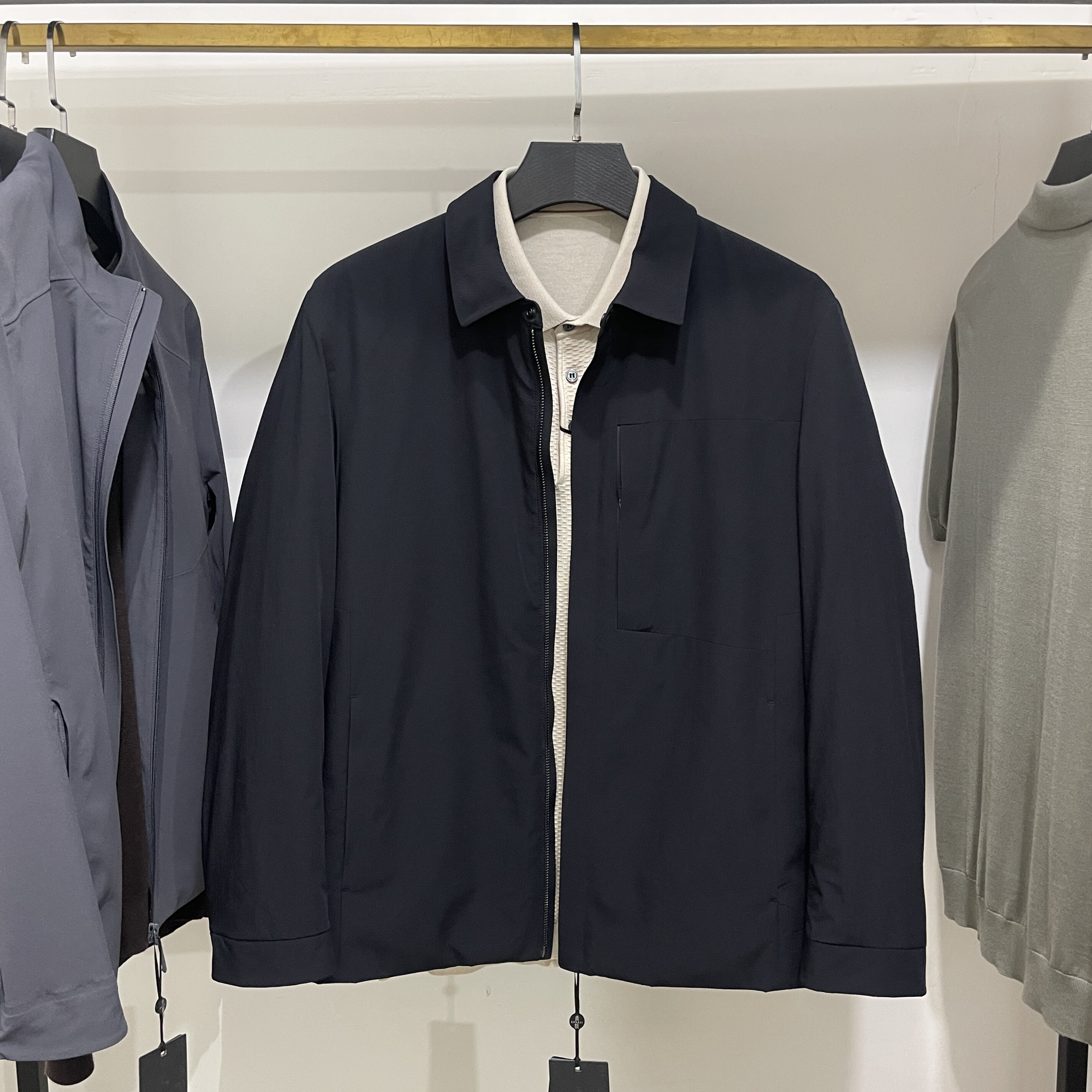 轻便鹅绒服 年轻翻领羽绒服 白鹅绒 衬衫领冬轻商务保暖男士夹克