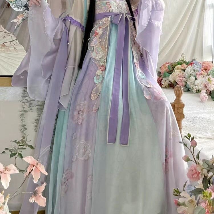 春上新成人女式仙气唐制印花重工刺绣汉服套装春夏新款齐胸日常