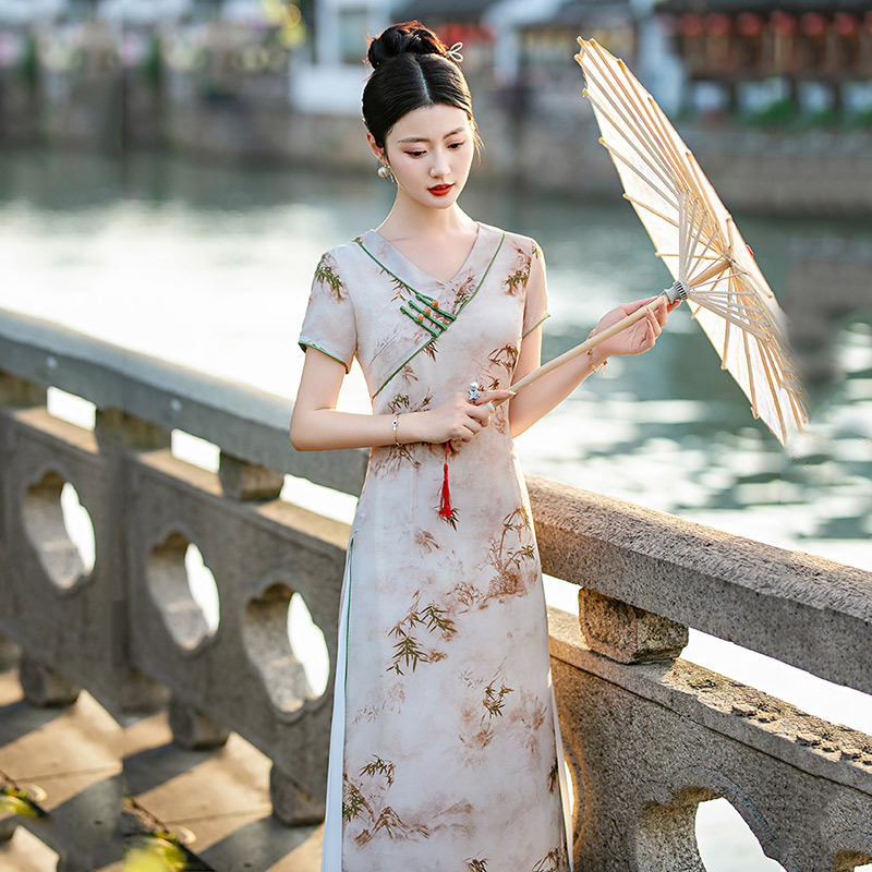 靓依铺低领显瘦妈妈装传统改良旗袍2025新款夏季女平时可穿新中式