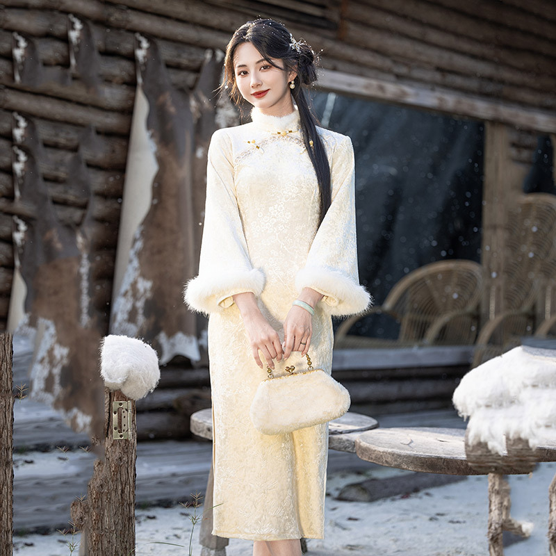 白色加绒国风苏州长袖改良旗袍冬季厚款女新中式2025新款复古秋冬