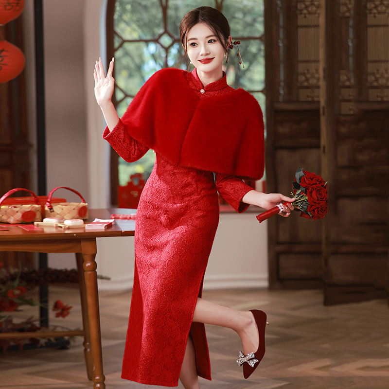 秋冬装红色蕾丝长款改良旗袍2025新款女复古中长袖新娘结婚敬酒
