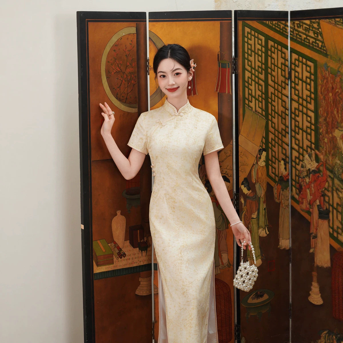 旗袍2026春夏新款淡黄色女改良新中式年轻款国风素雅显瘦旗袍