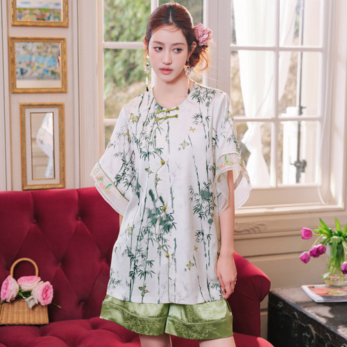 带胸垫刺绣睡衣女仿真丝