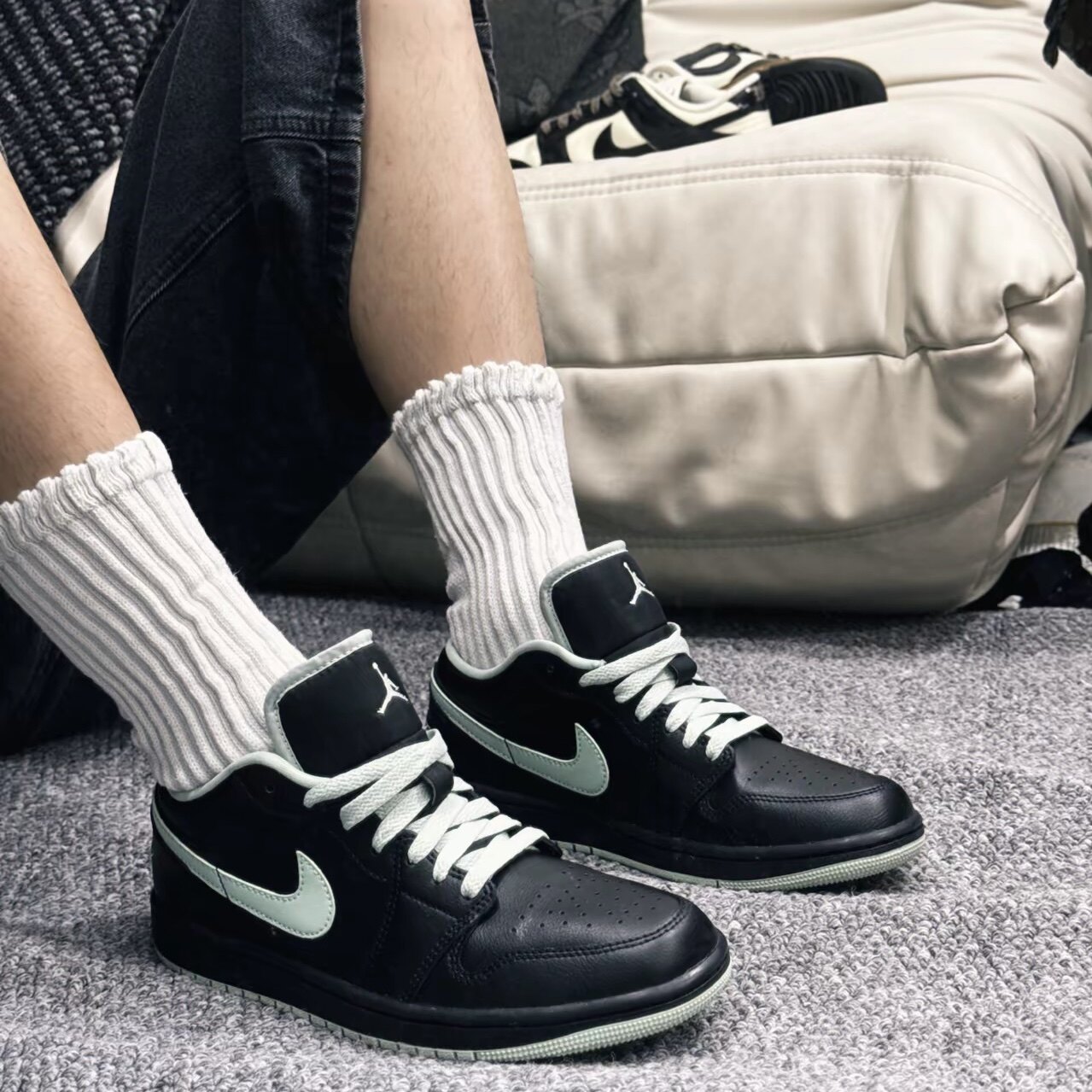 NIKE耐克AIR JORDAN 1男款女款复古潮流休闲运动篮球鞋DC0774-008