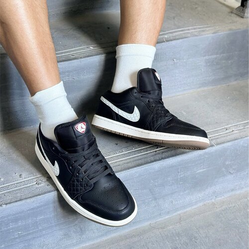 Nike耐克Air Jordan 1 潮流经典耐磨防滑透气时尚休闲板鞋男女鞋