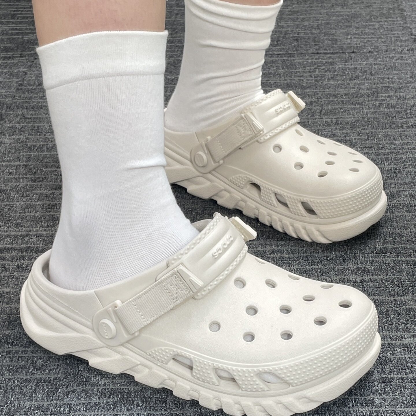 Crocs卡骆驰洞洞鞋蜗轮Clog 2026新款透气舒适洞洞鞋208776