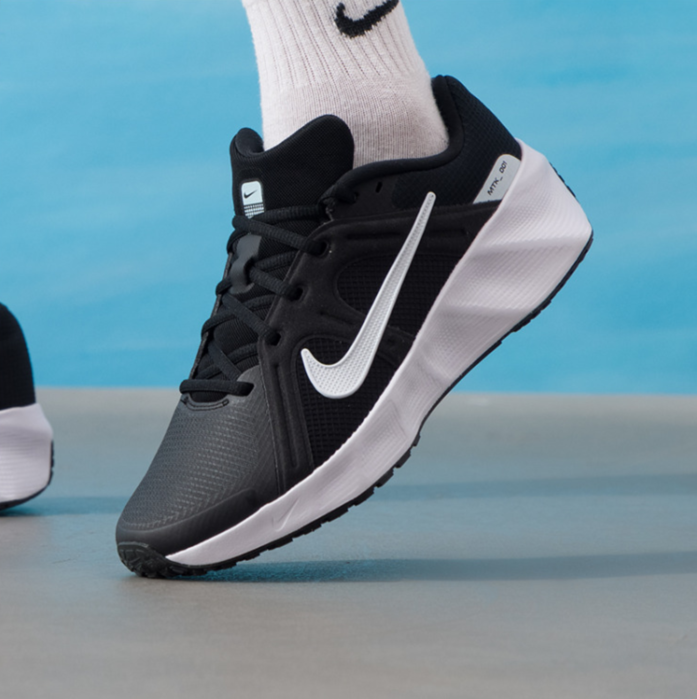 NIKE/耐克 METRO TEK 泡沫缓震轻盈跑鞋休闲鞋 HM9493-005