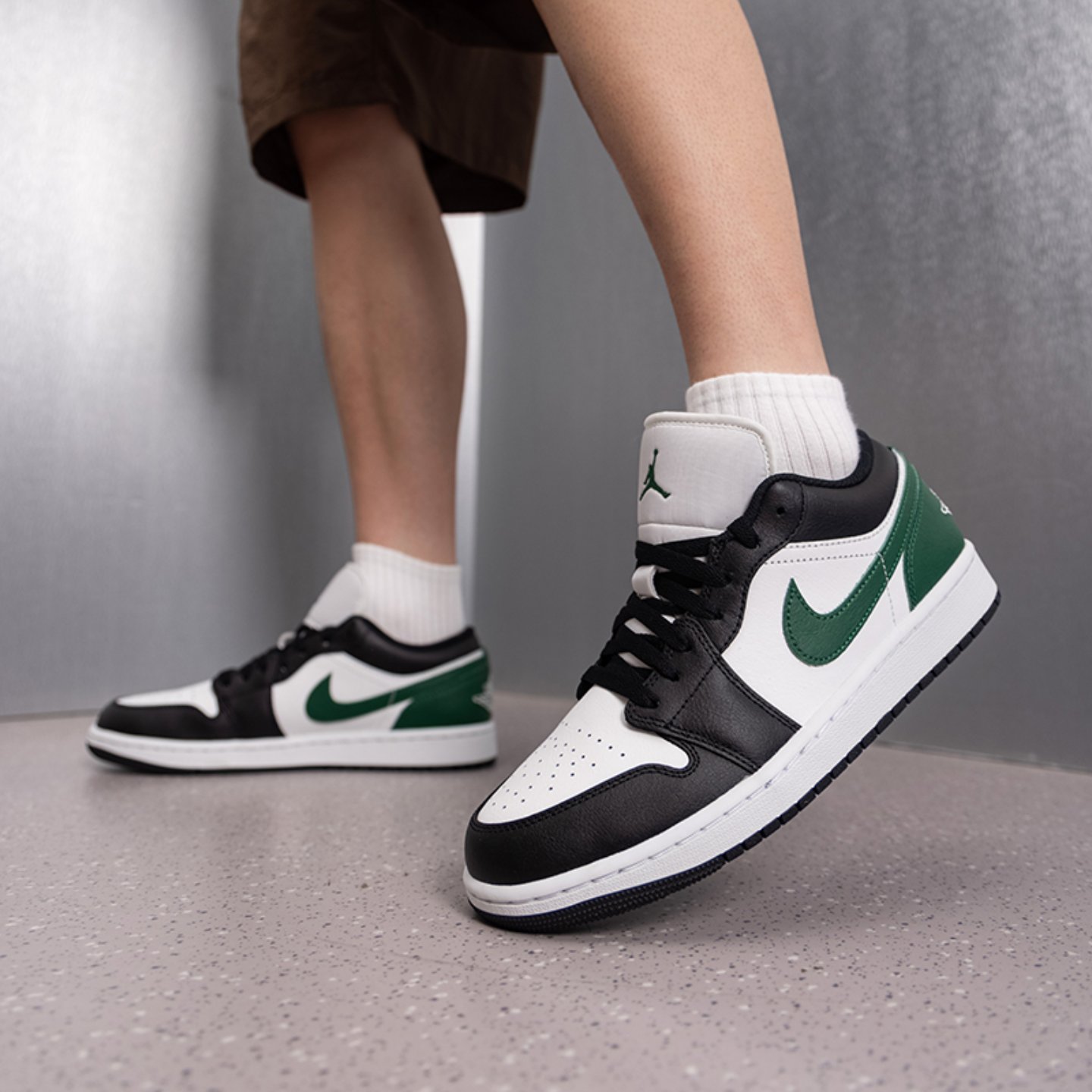 Air Jordan 1 板鞋 运动休闲鞋 复古潮流支撑合成革IF4391-100