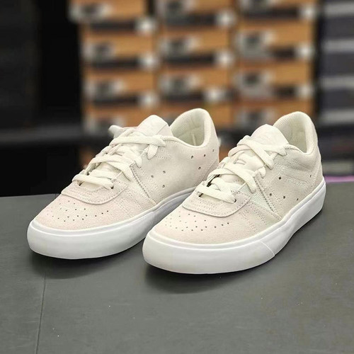 Nike耐克女鞋休闲低帮板鞋