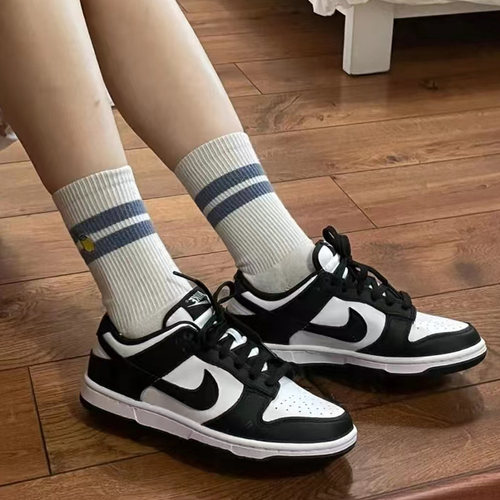 NIKEDunkSBLow黑白低帮板鞋