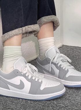 JordanAirJorda1篮球鞋女灰白