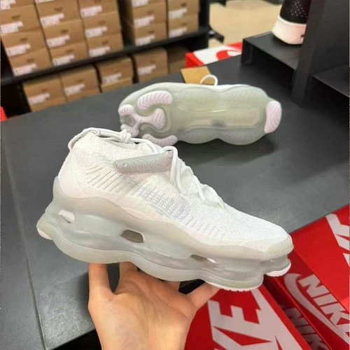 Nike耐克男女鞋气垫减震跑步鞋