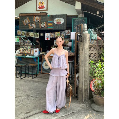 夏季女紫色荷叶边吊带束脚两件套