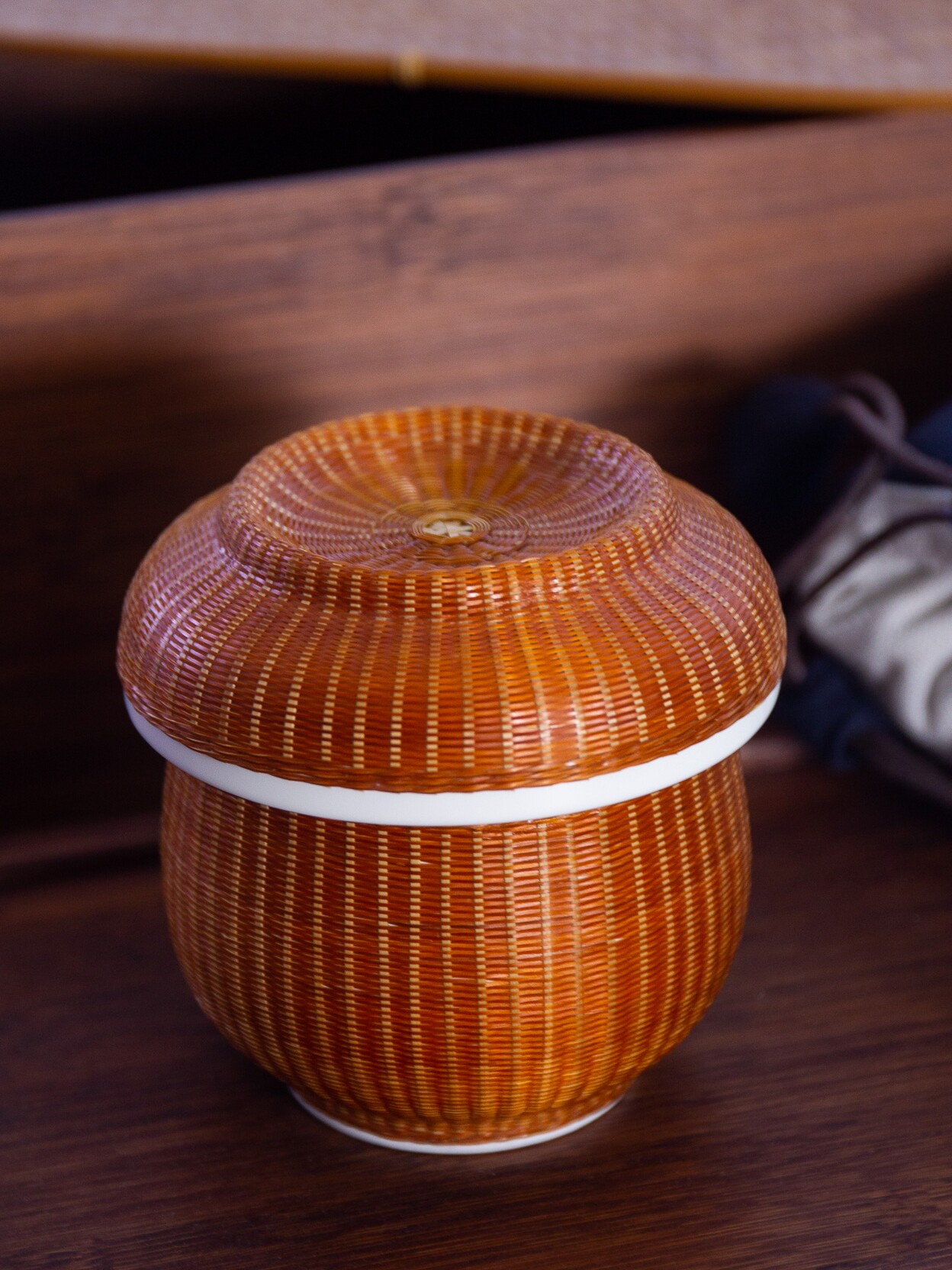 销四川非遗工艺竹丝扣瓷便携大容量快客杯瓷胎竹编茶水分离茶具品