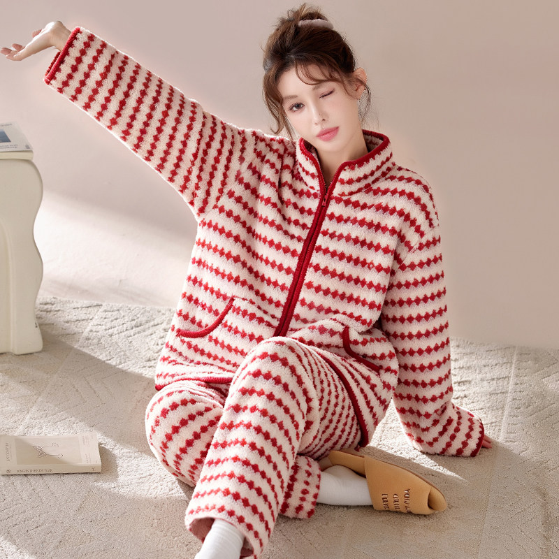 睡衣套装加厚加绒可外穿法兰绒家居服秋冬暖绒保暖可爱睡衣女士