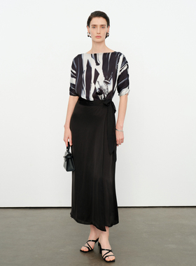 婉甸2026夏季新品黑白几何拼接连衣裙1252N53JD3