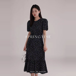 春季 时尚 新款 女士连衣裙2285 洋气清爽女士连衣裙 碎花长款 韩版