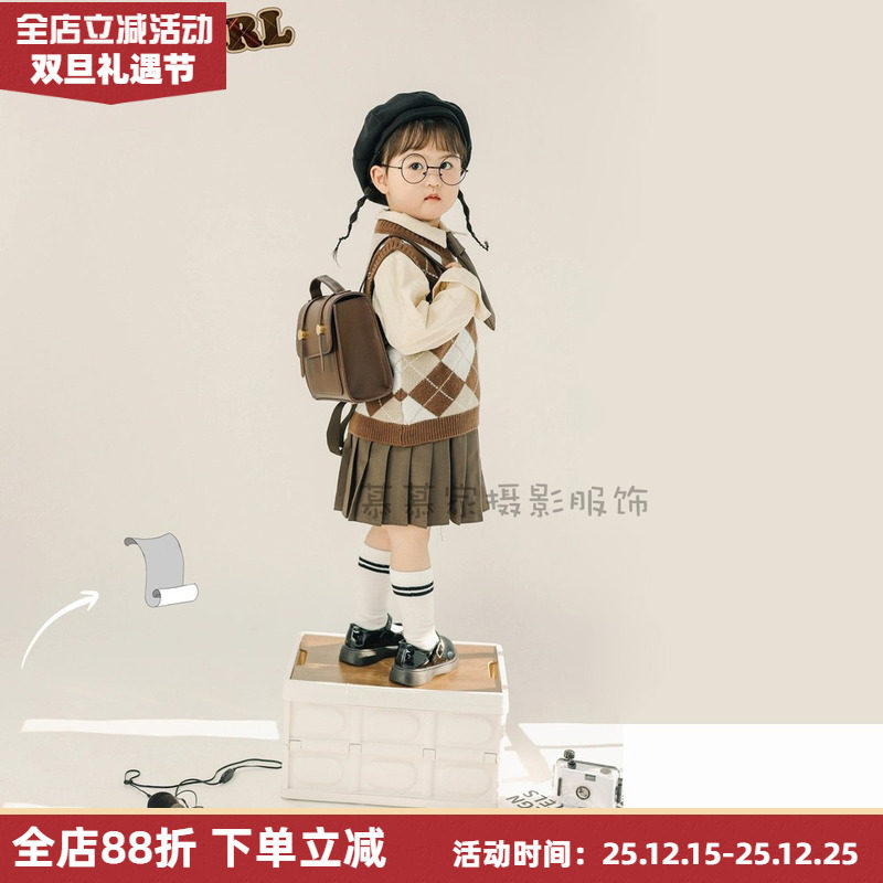 毕业季主题服装马甲美拉德纪实风