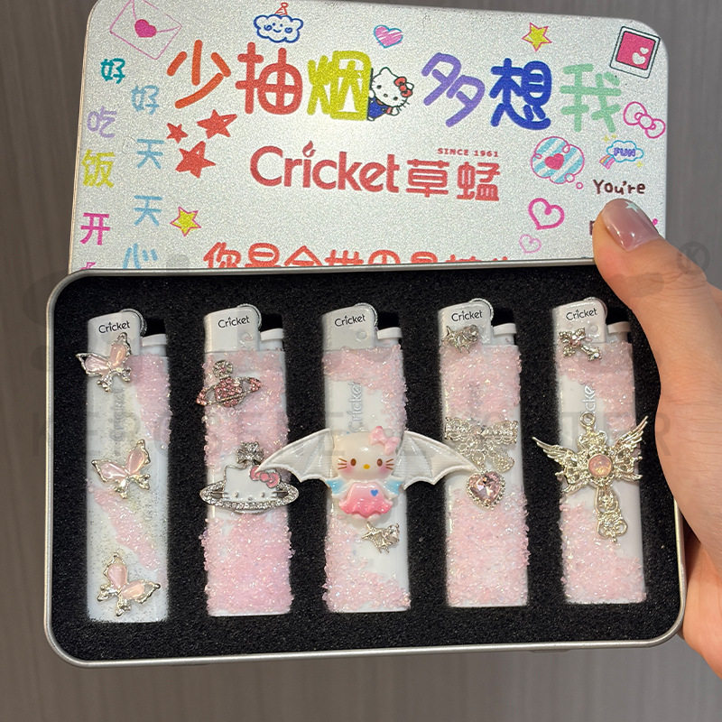 新款Cricket草蜢打火机正品kt小猫粉钻打火机明火可爱创意送男友