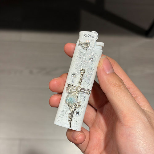 正版草蜢Cricket一次性打火机酷帅创意手作明火打火机送男友礼物