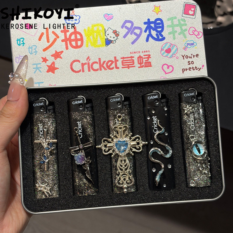 新款Cricker草蜢一次性打火机正品爆闪十字炫酷打火机创意送男友