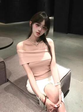 甜辣妹专属斜肩露肩针织背心修身显瘦外穿内搭都好看的夏装