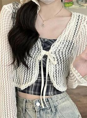 韩系气质镂空V领夏季黑色针织防晒开衫短款外搭薄款空调衫简约女