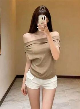 法式气质一字肩露肩烫钻上衣女夏季新款修身显瘦辣妹纯欲风上衣