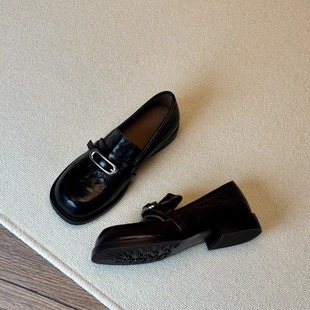 平底通勤优雅小皮鞋 英伦真皮乐福鞋 女学院风皮带扣方头一脚蹬单鞋