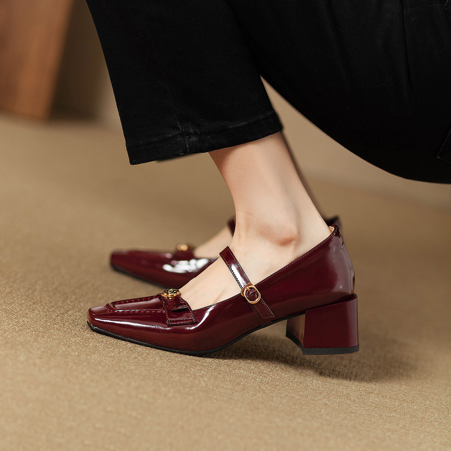 复古风方头玛丽珍鞋女酒红色真皮一字扣带粗跟优雅气质中跟单鞋女,女鞋,玛丽珍鞋,淘宝优惠券,粉丝福利购,淘宝优惠卷