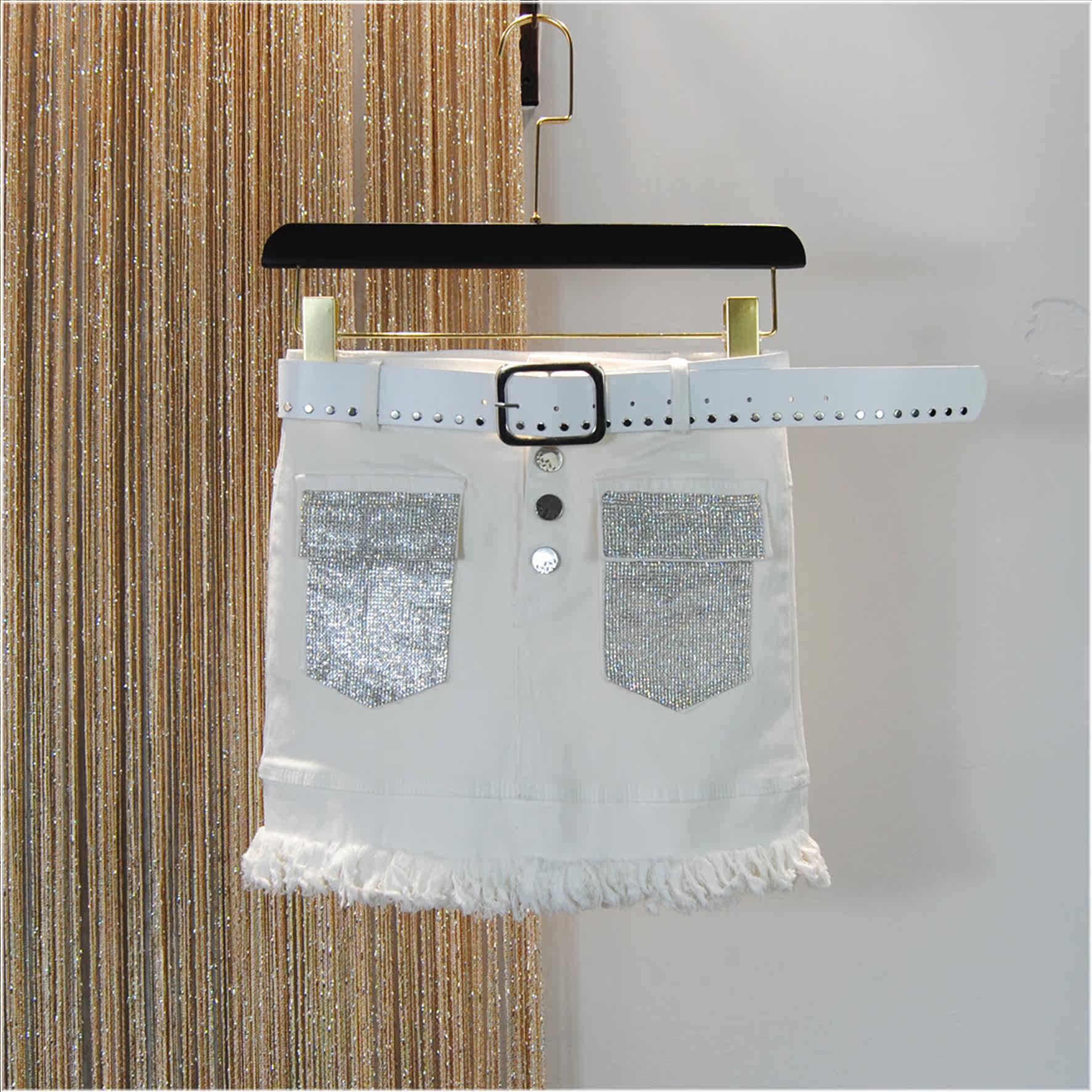 2022夏季新款时尚个性镶钻双贴袋纽扣高腰半身裙女毛边防走光短裙,女装/女士精品,半身裙,淘宝优惠券,粉丝福利购,淘宝优惠卷