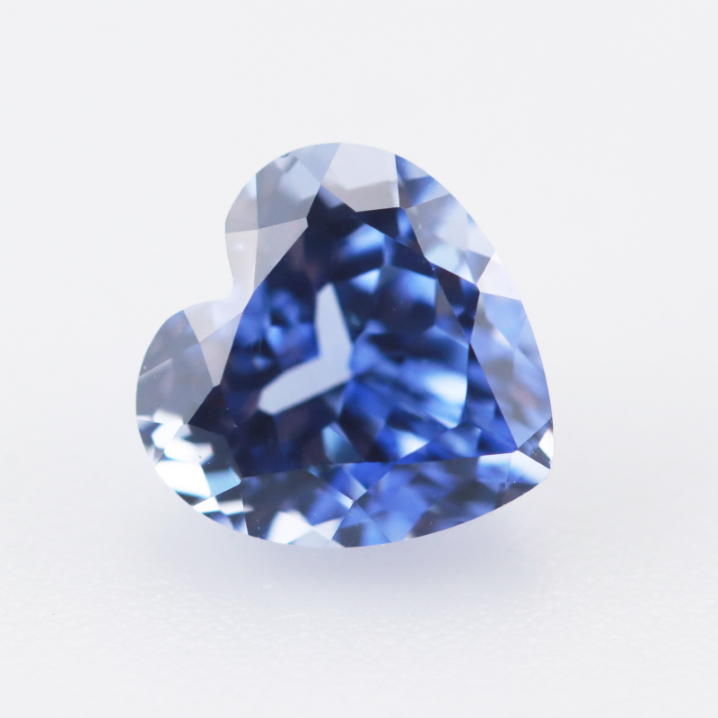 培育彩宝可出证书矢车菊