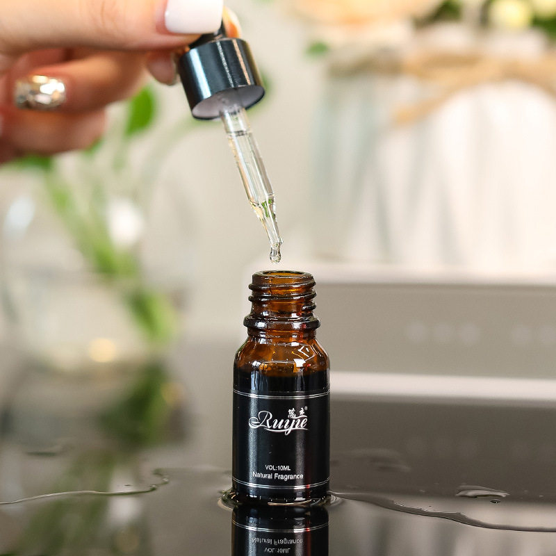 车载香水补充液车内专用大瓶古龙精油香薰油溶性汽车香水持久淡香