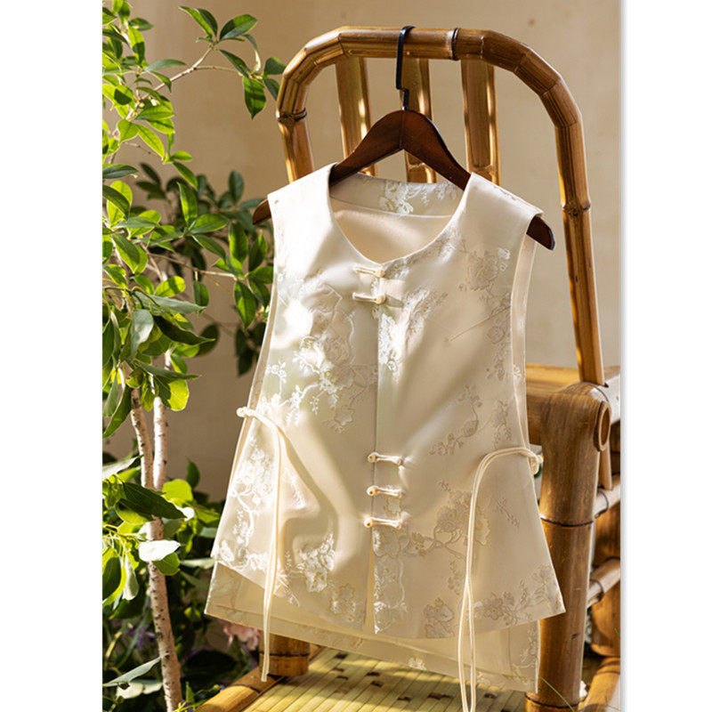 艾旗绣现代时尚新中式旗袍马甲2026秋季新款少女国潮日常可穿马夹