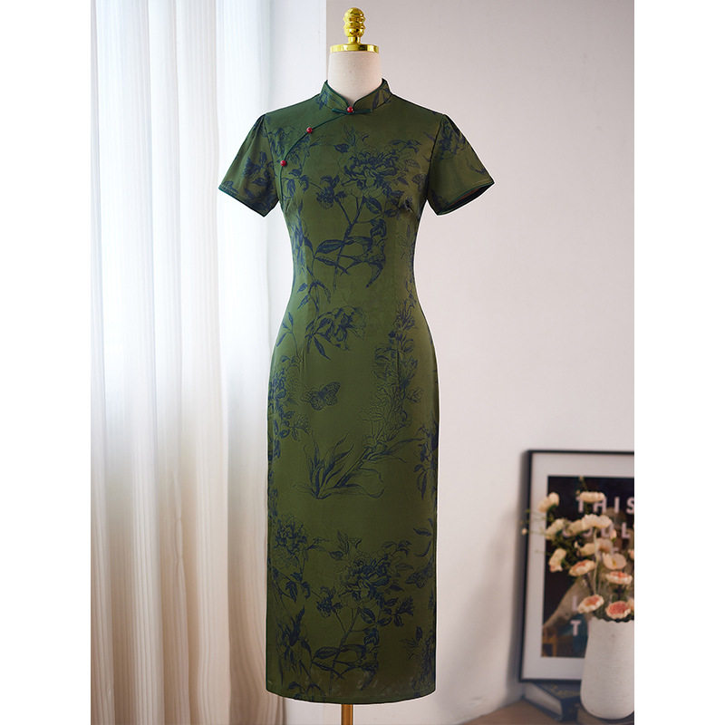 旗袍女2026新款夏季新中式改良年轻款复古绿色古法民国风牡丹提花