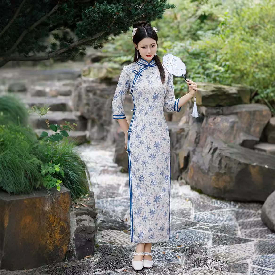 传统长款改良旗袍新款2026新款春装年轻款女复古修身中袖日常可穿
