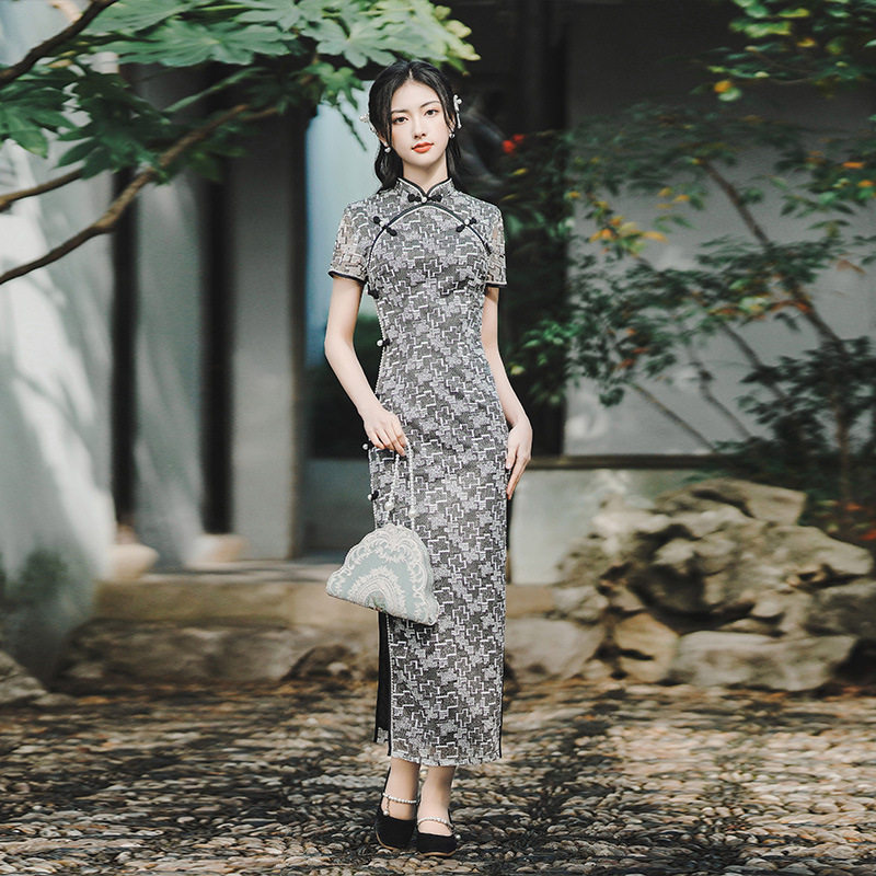气质名媛水溶绣蕾丝连衣裙女长袖修身旗袍2026新款年轻款少女礼服