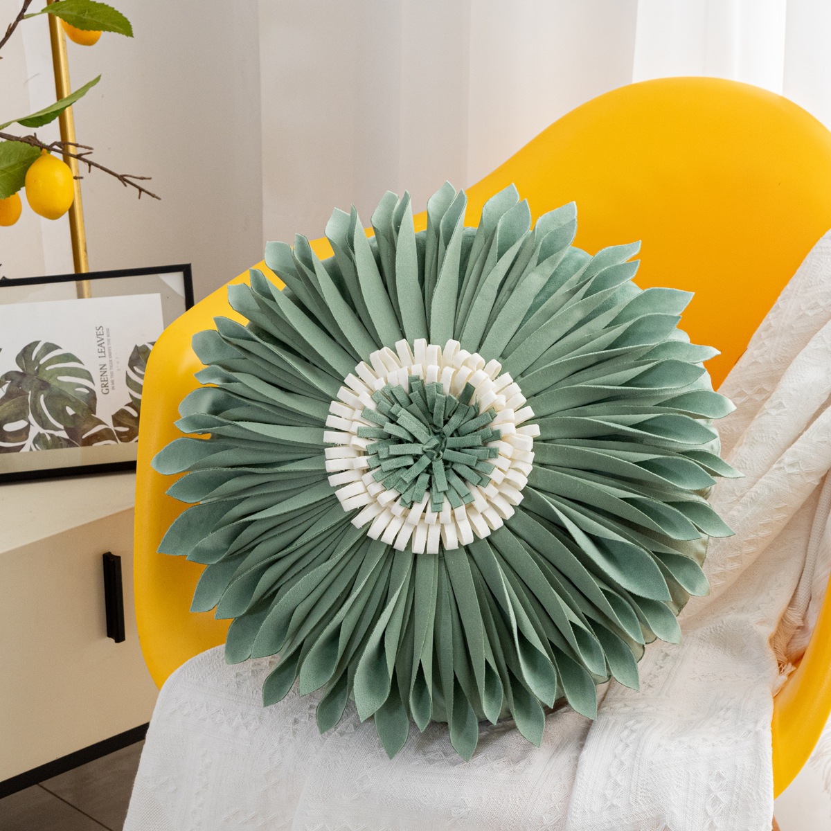 欧美轻奢ins风圆形花朵抱枕套 网红太阳花飘窗靠枕小雏菊花靠跨境