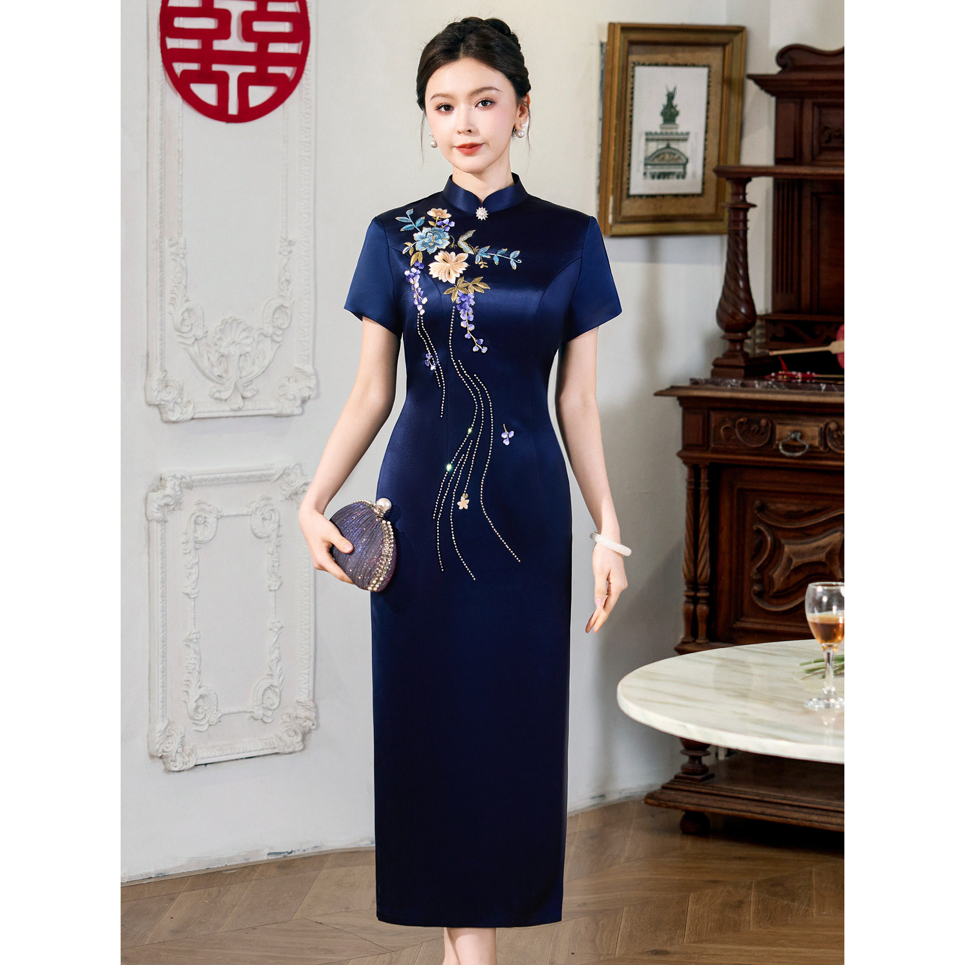 2026春夏新款绣花档婚宴妈妈礼服旗袍年轻喜婆婆日常可穿高端旗袍