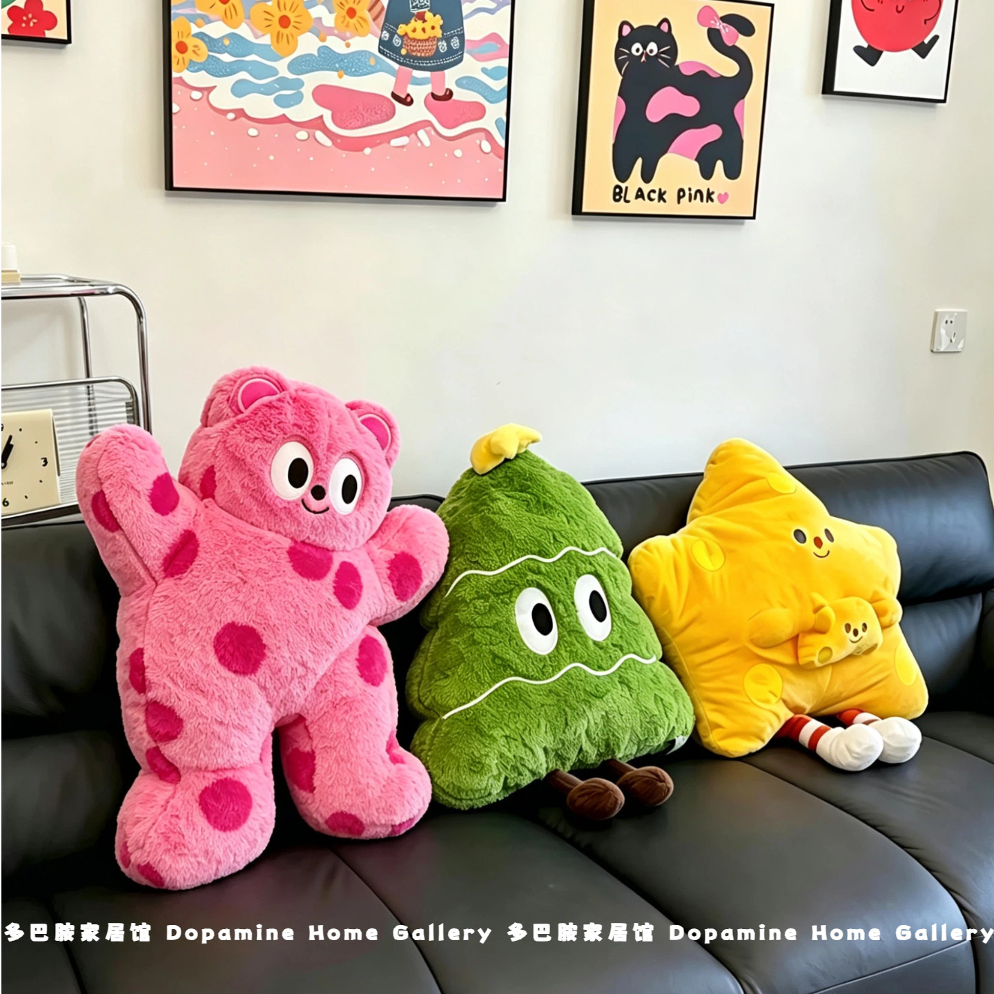 客厅沙发三件套毛绒摆件2026年新款床头靠枕可爱女生睡觉生日礼物图片