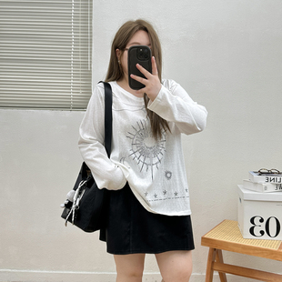 宛宛大码微胖复古千禧风宽松长袖T恤女秋季新款胖MM纯棉上衣内搭