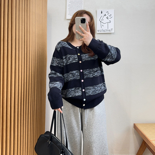 上衣 外套女秋冬胖mm宽松慵懒风高级感针织衫 宛宛大码 渐变毛衣开衫
